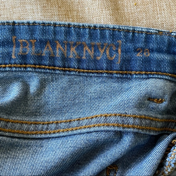 BLANKNYC Jean Shorts 28 - Picture 6 of 9